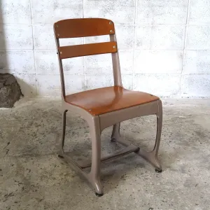 AMERICAN SEATING社 ビンテージ スクールチェア