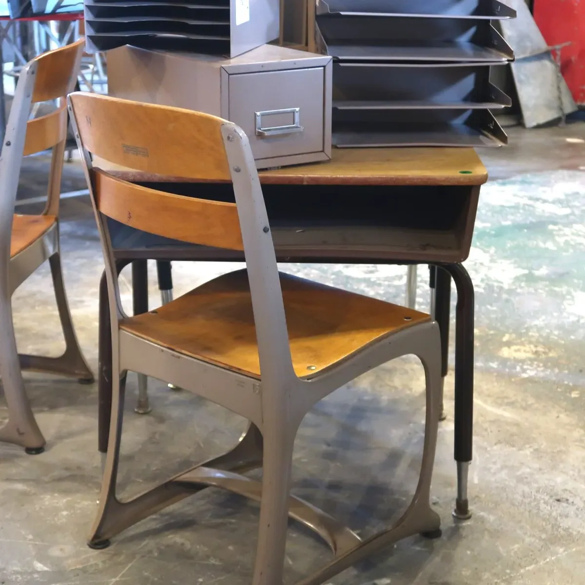 AMERICAN SEATING社 ビンテージ スクールチェア