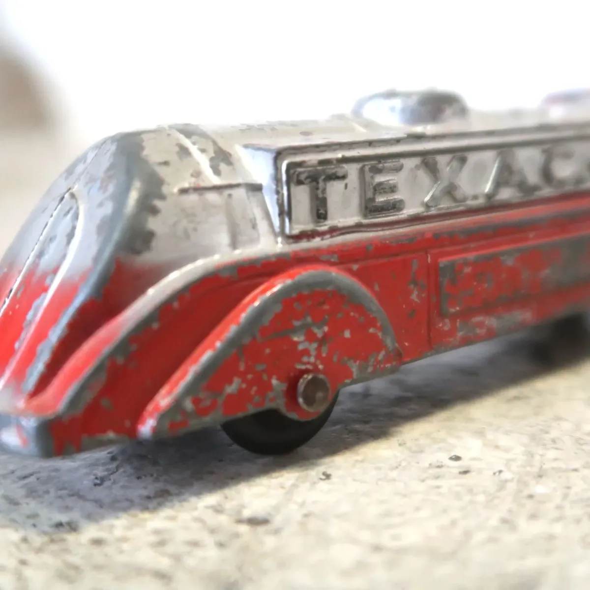 TOOTSIETOY ビンテージ トラックミニカー TEXACO