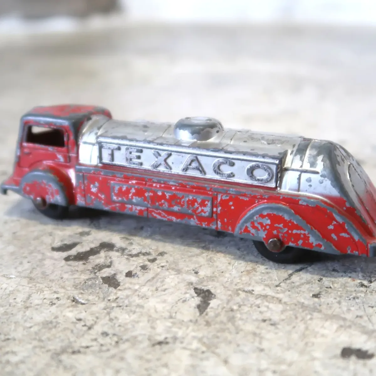 TOOTSIETOY ビンテージ トラックミニカー TEXACO