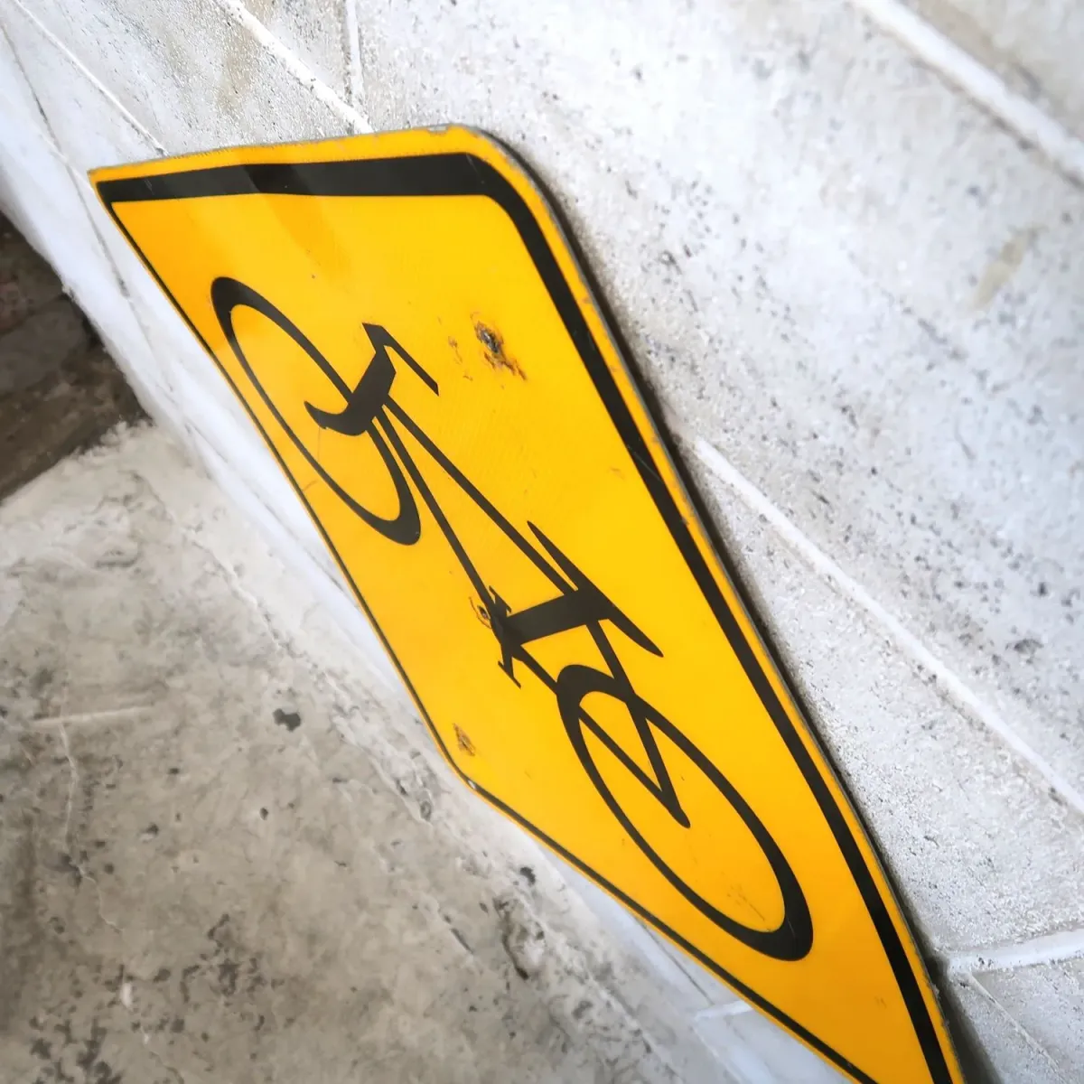 BIKE LANE ロードサイン