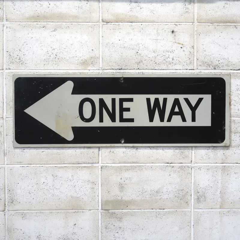 ONE WAY ロードサイン