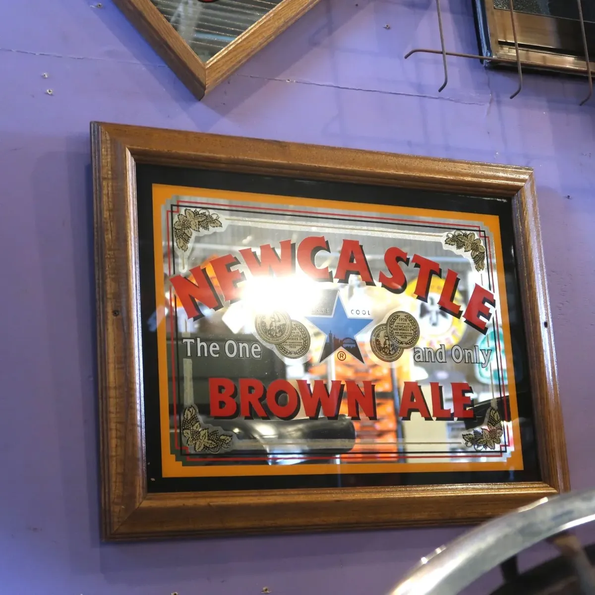 NEWCASTLE ビンテージ パブミラー