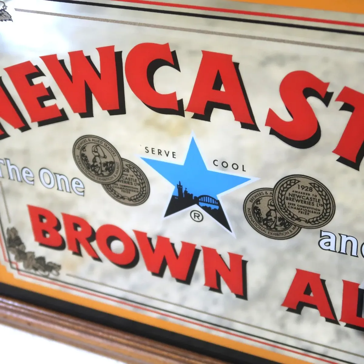 NEWCASTLE ビンテージ パブミラー