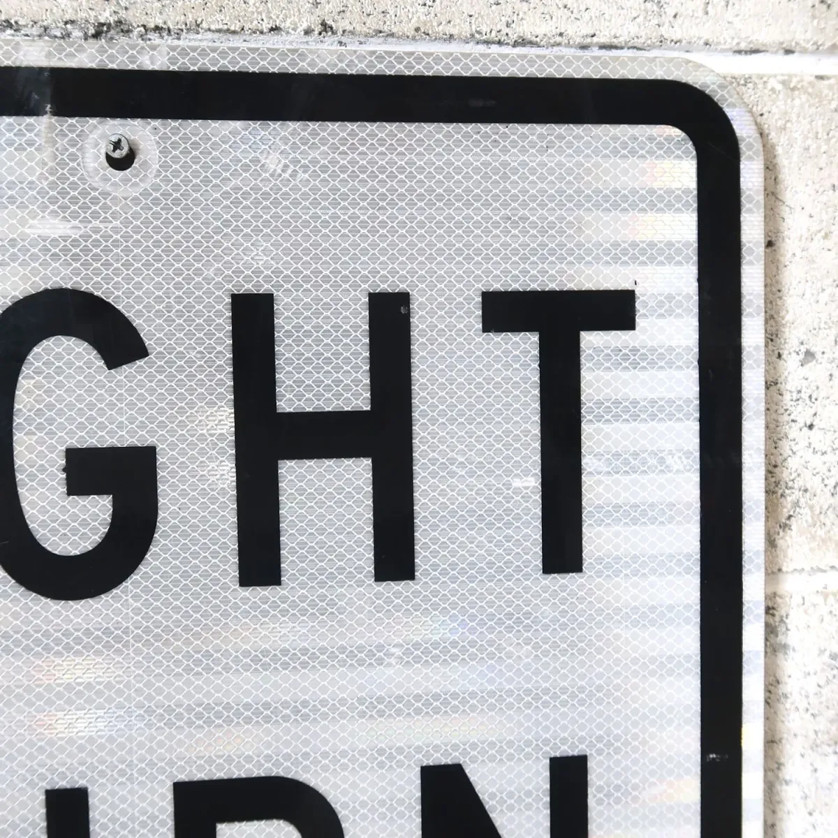 RIGHT TURN ONLY ロードサイン