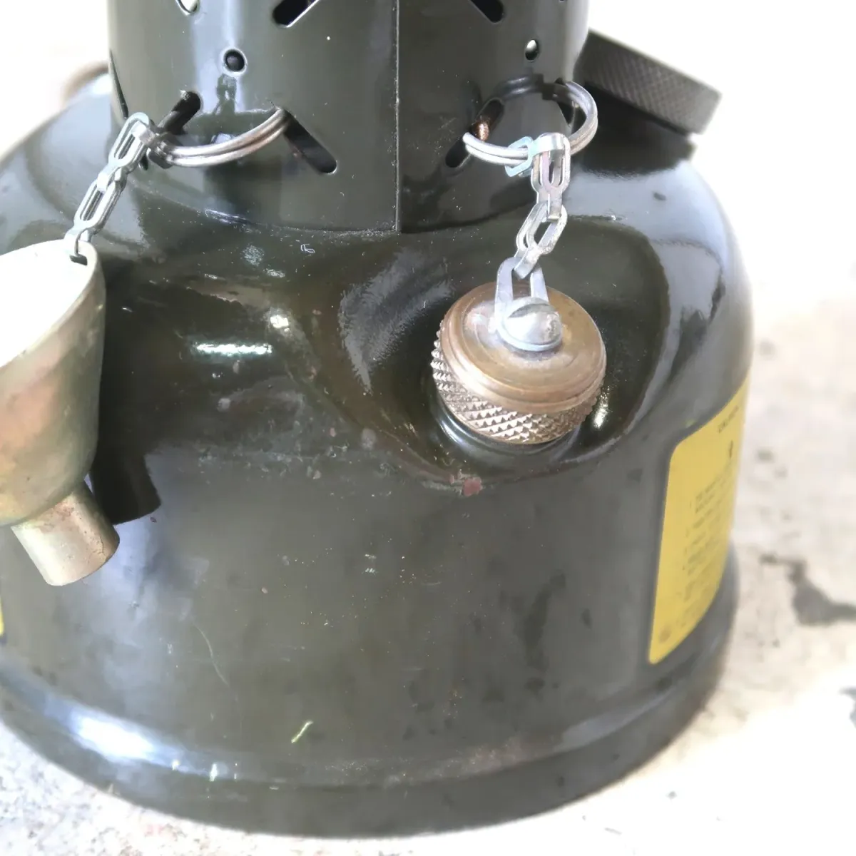 77年製 ARMSTRONG社 ビンテージ ミリタリーランタン 252A