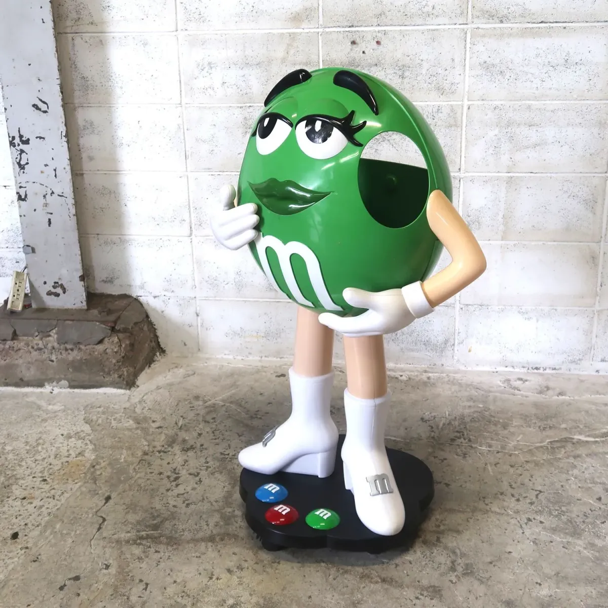 M&M's グリーン 大型 ストアディスプレイ