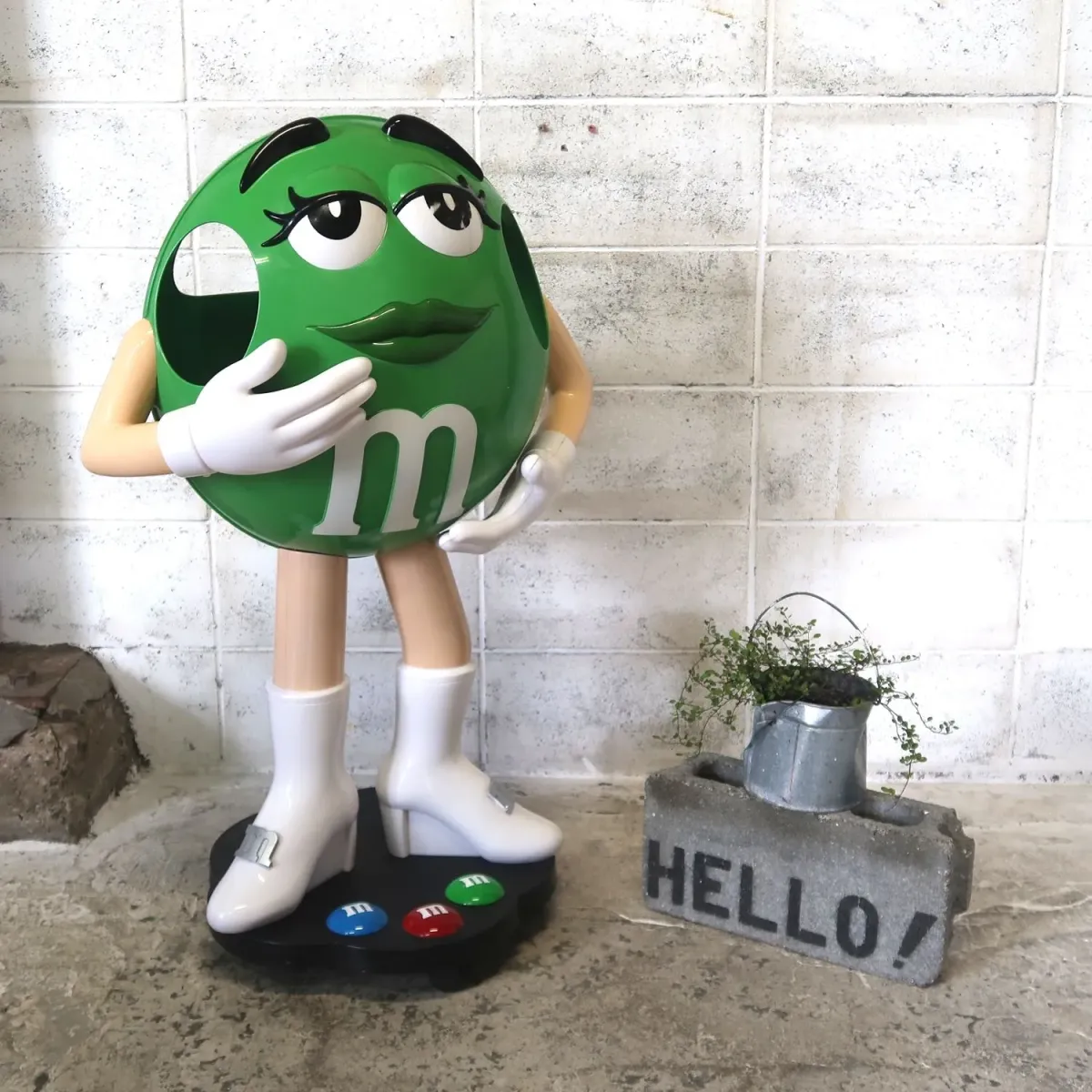 M&M's グリーン 大型 ストアディスプレイ