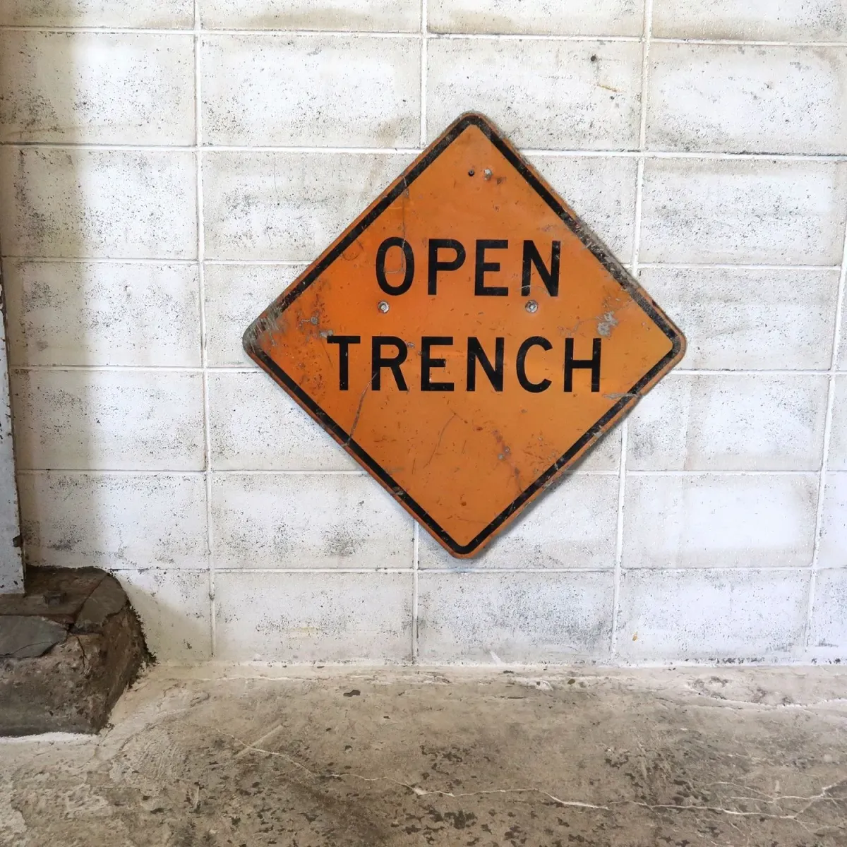 OPEN TRENCN ビンテージ ロードサイン