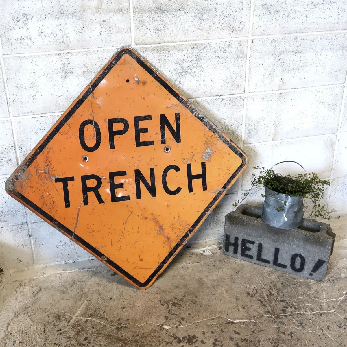 OPEN TRENCN ビンテージ ロードサイン