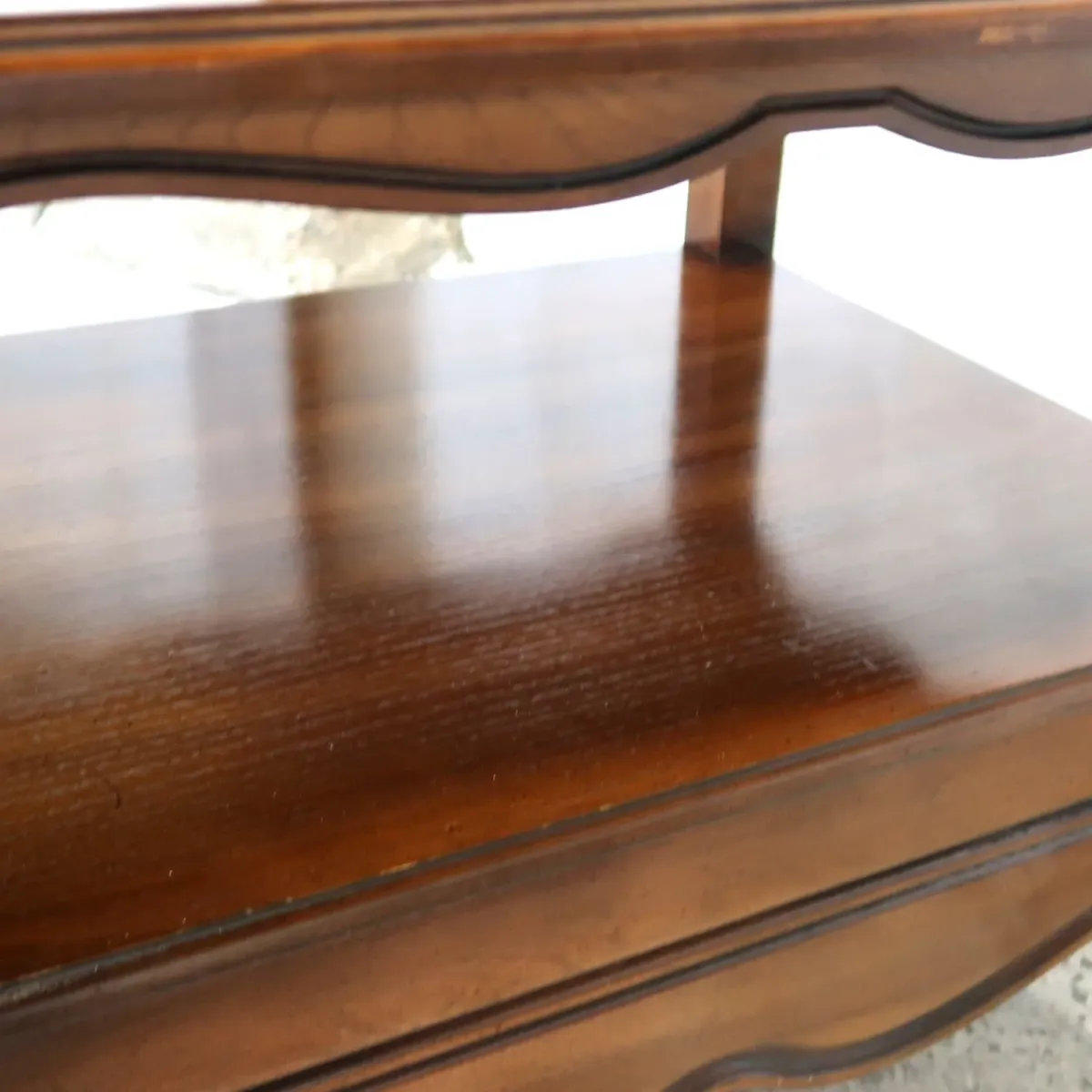 delwood furniture アンティーク サイドテーブル