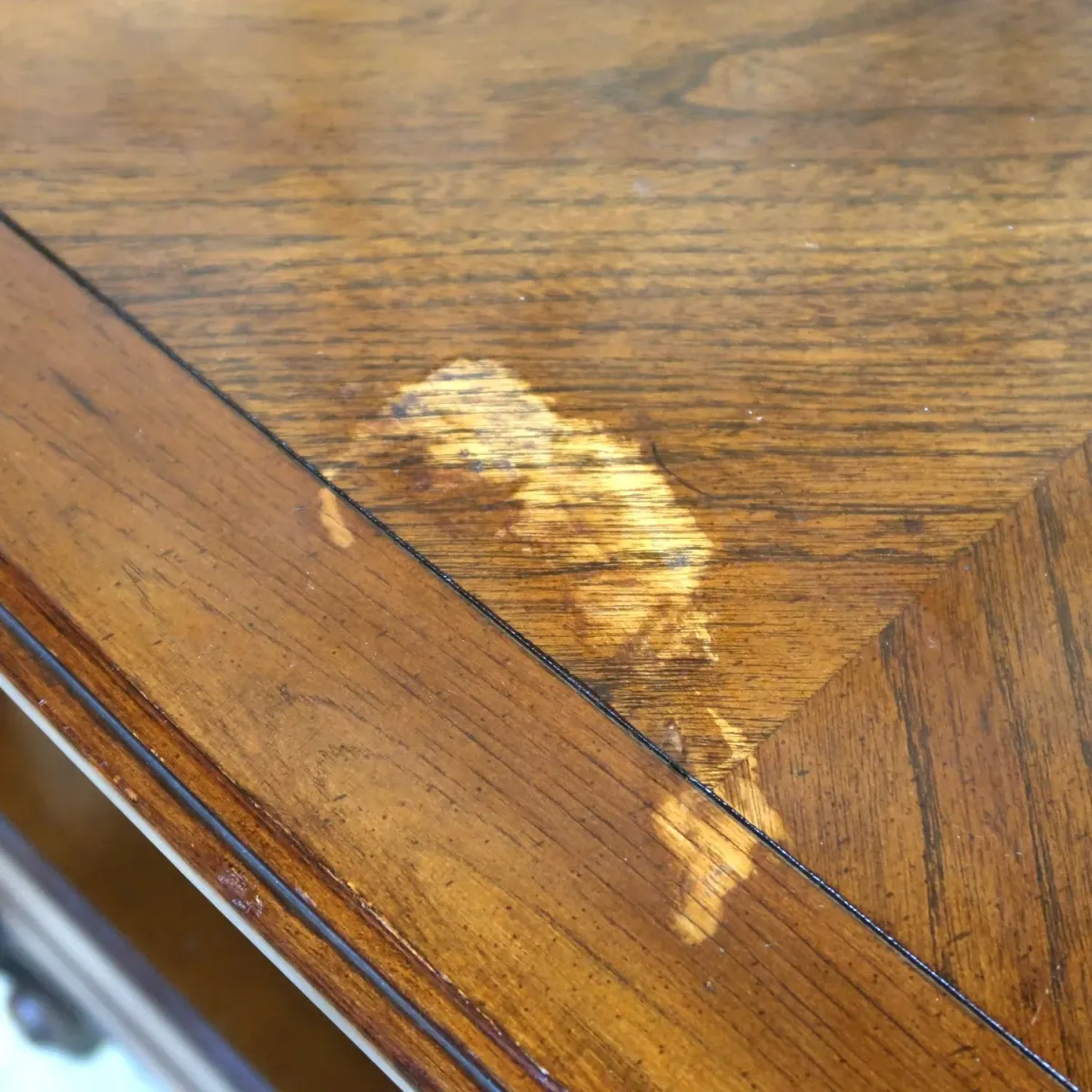 delwood furniture アンティーク サイドテーブル