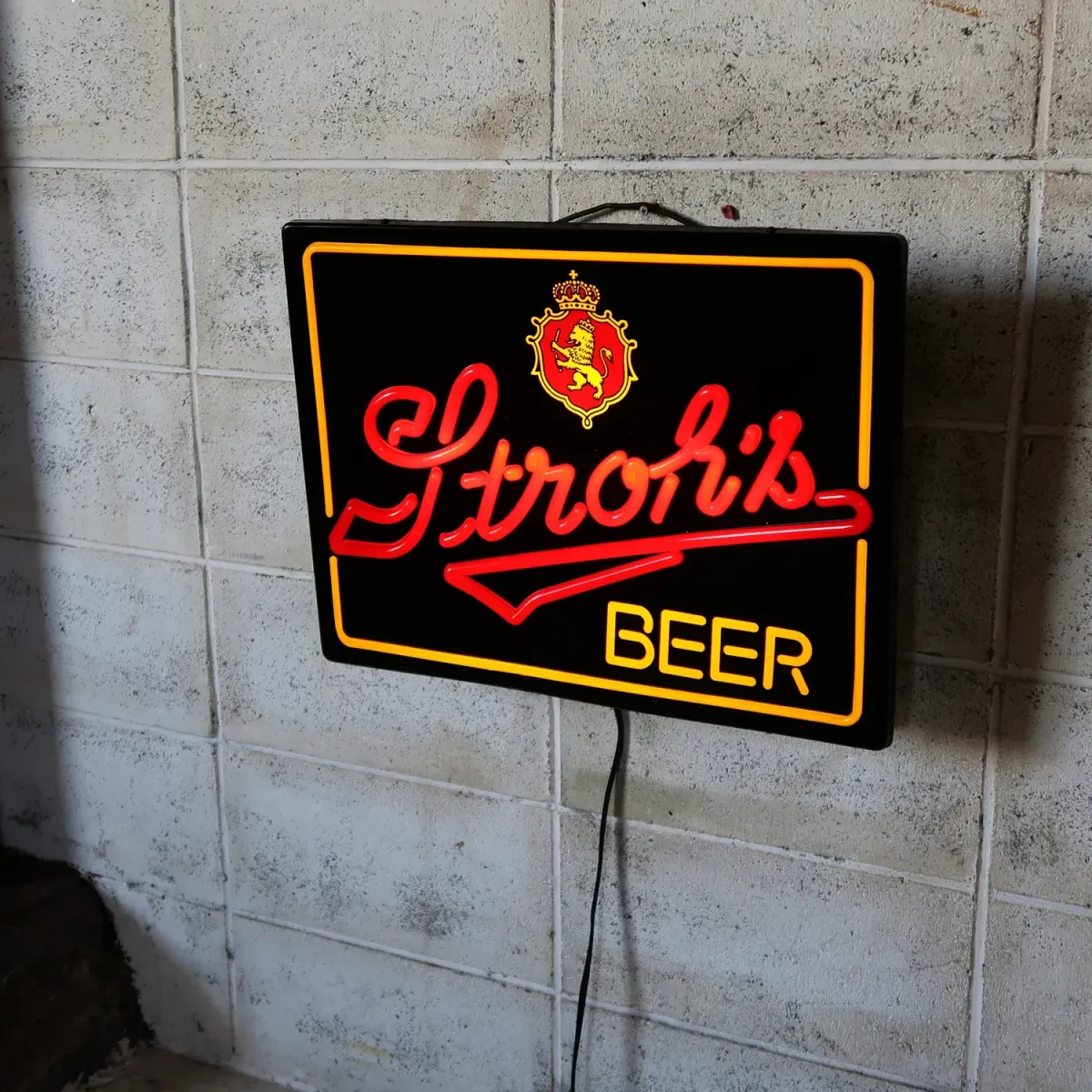 Stroh's BEER ビンテージ ネオンデザイン ライトサイン