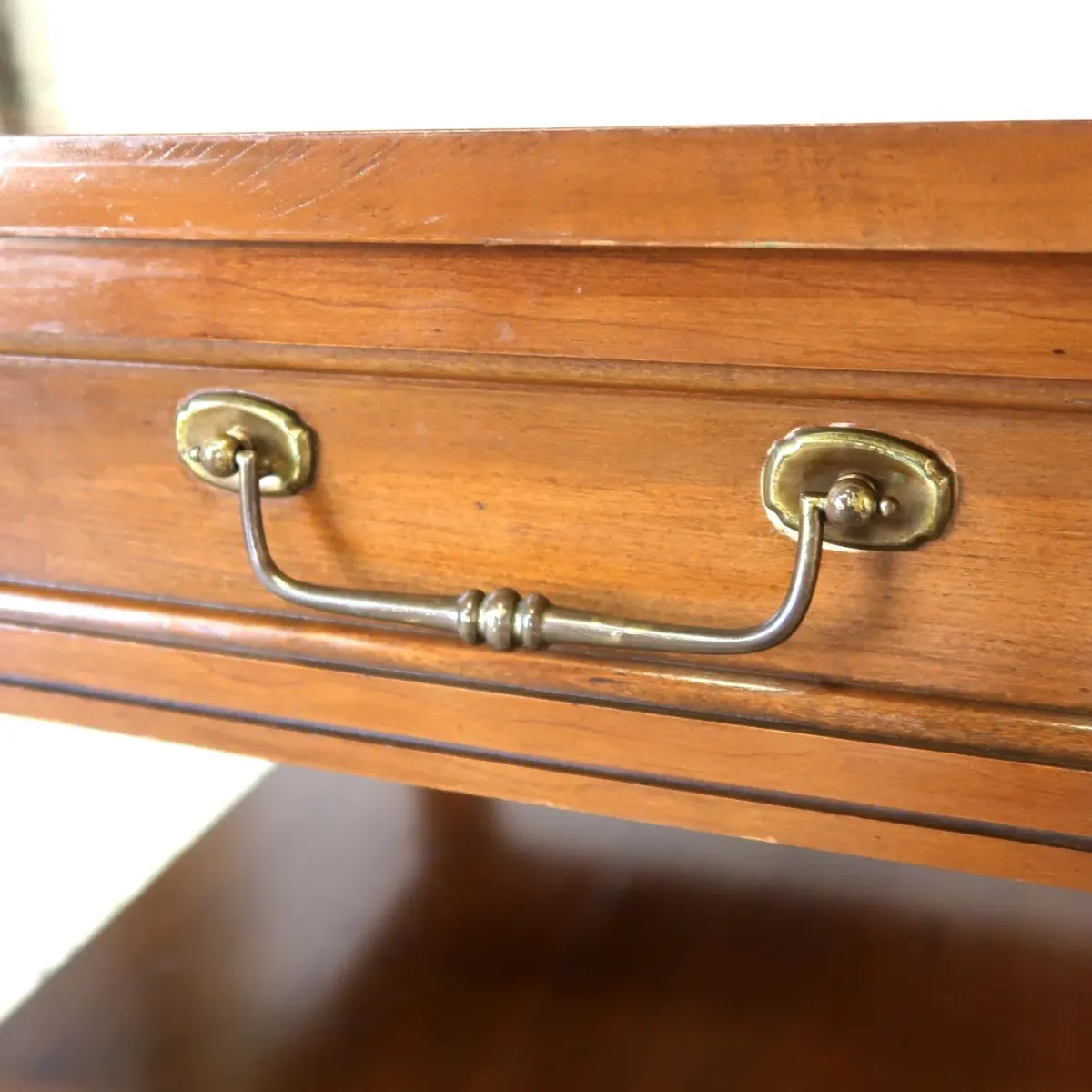 BASSETT FURNITURE アンティーク サイドテーブル