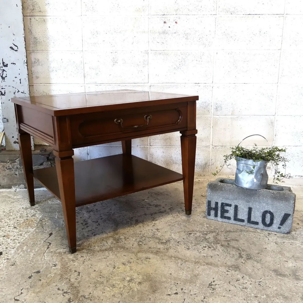 BASSETT FURNITURE アンティーク サイドテーブル