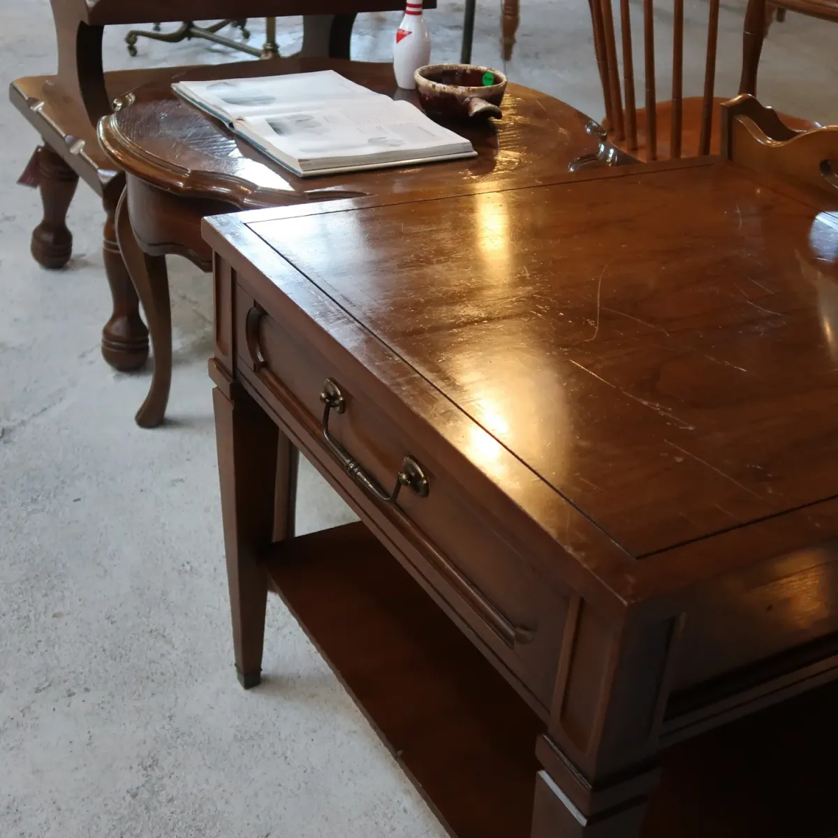 BASSETT FURNITURE アンティーク サイドテーブル