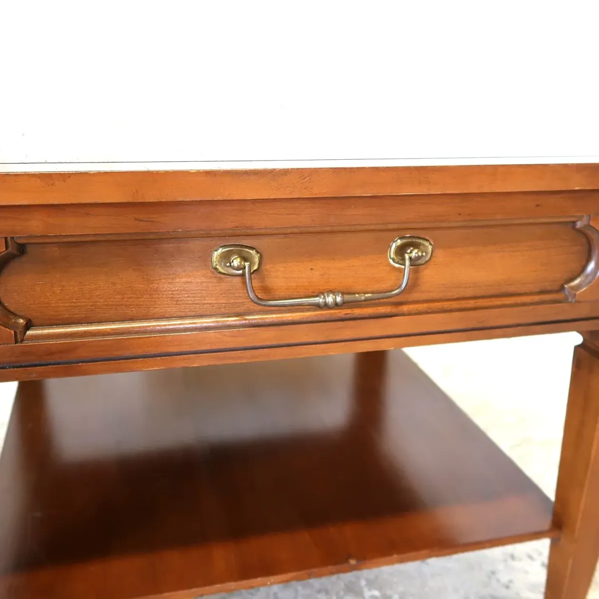 BASSETT FURNITURE アンティーク サイドテーブル