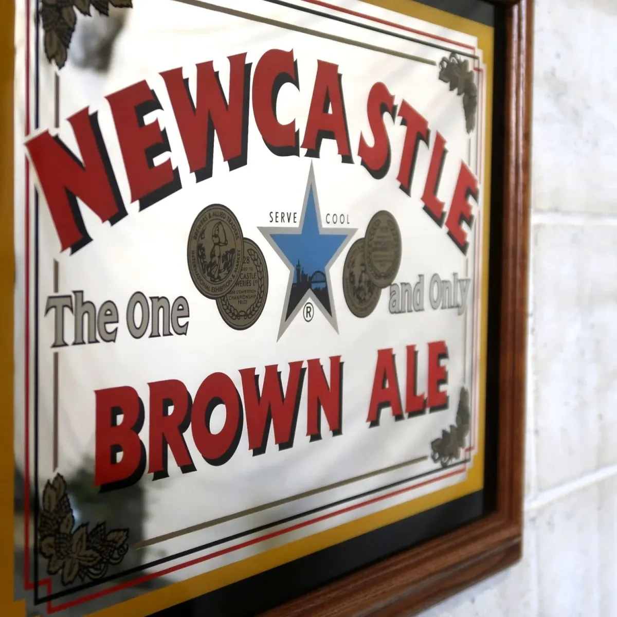 NEWCASTLE ビンテージ パブミラー