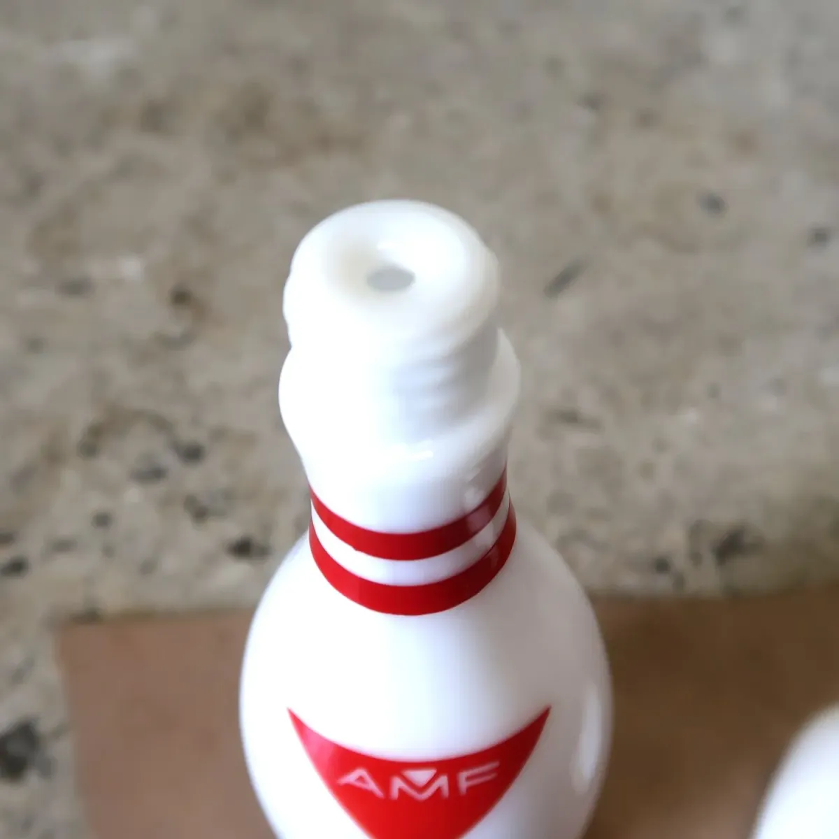 AVON ボウリングピン型 コロンボトル