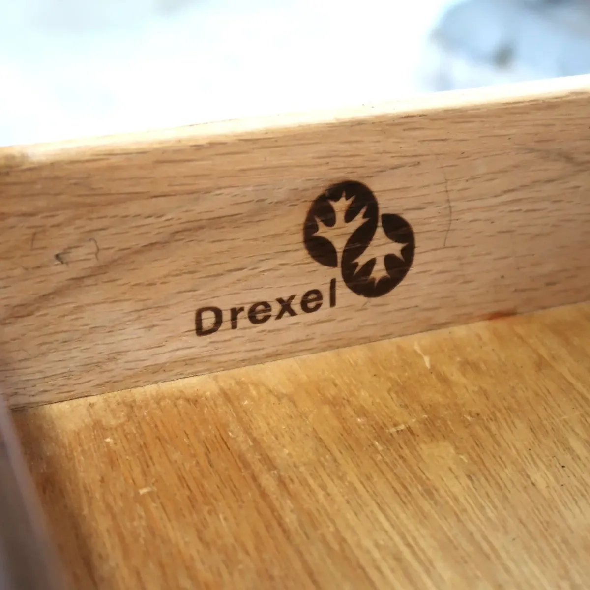 DREXEL アンティーク サイドテーブル