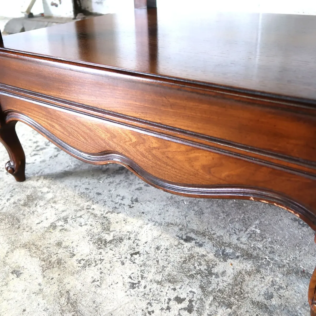 delwood furniture アンティーク サイドテーブル