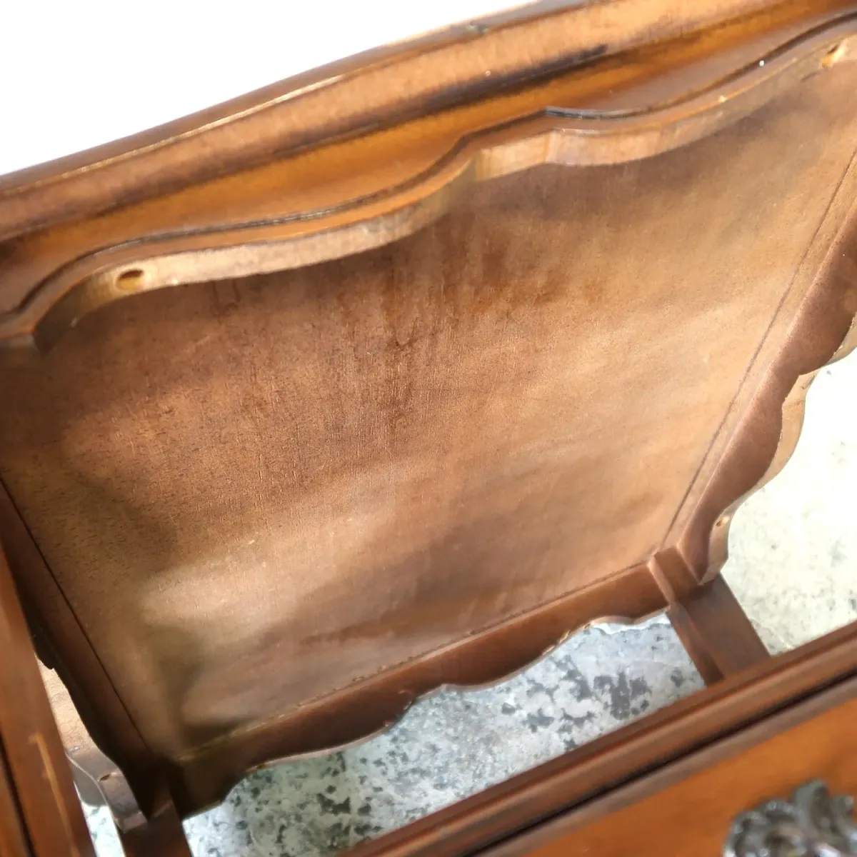 delwood furniture アンティーク サイドテーブル