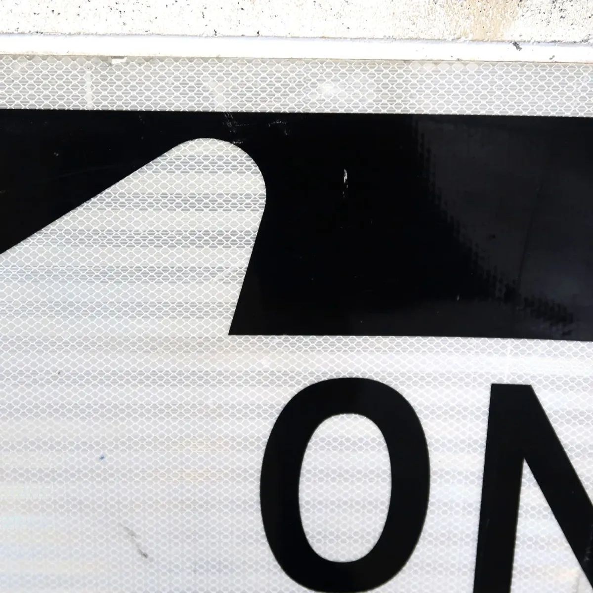ONE WAY 大型ロードサイン