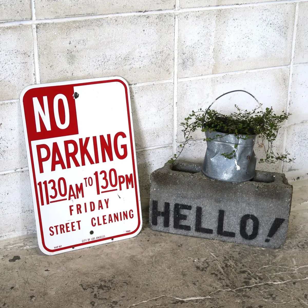 NO PARKING ロードサイン ホーロー
