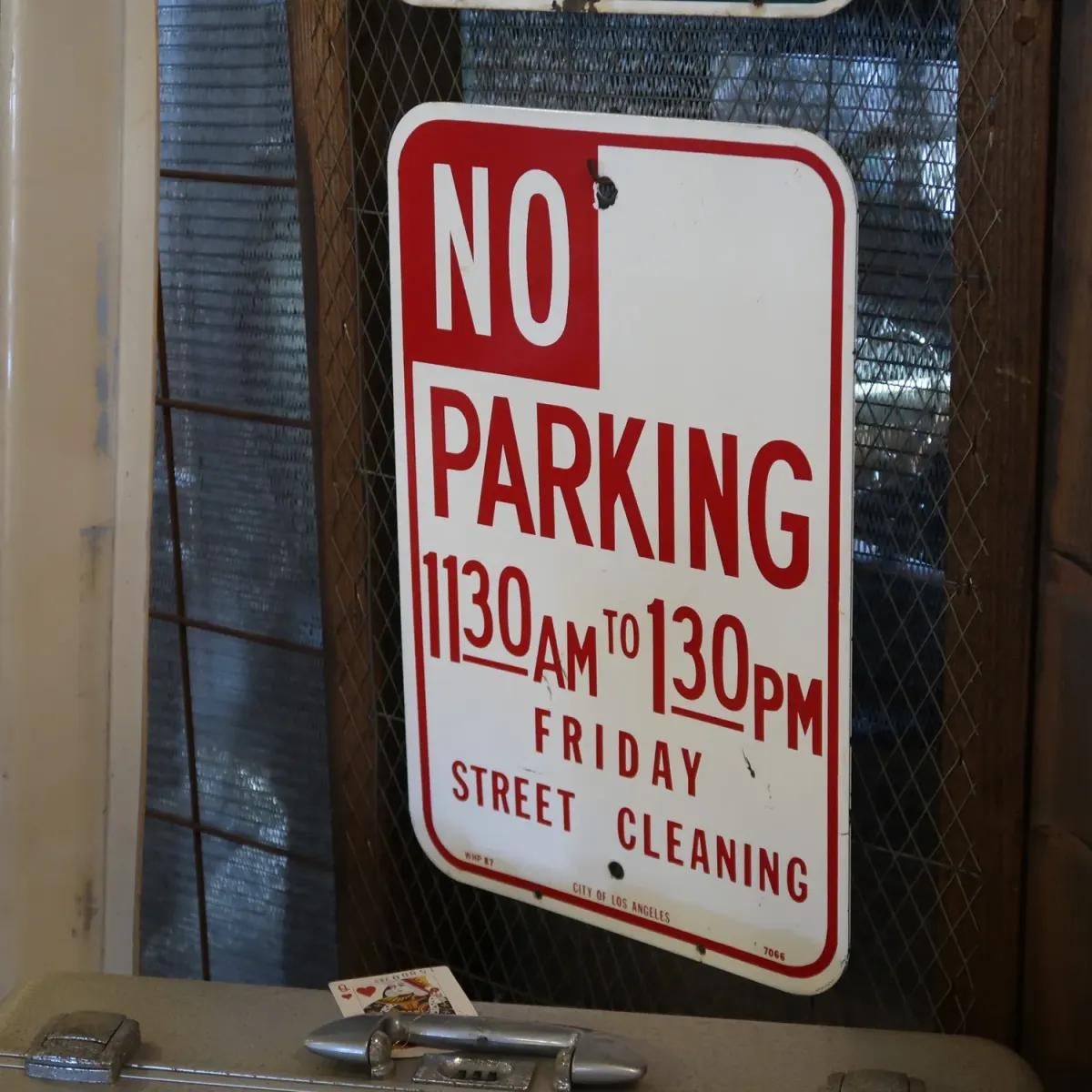 NO PARKING ロードサイン ホーロー