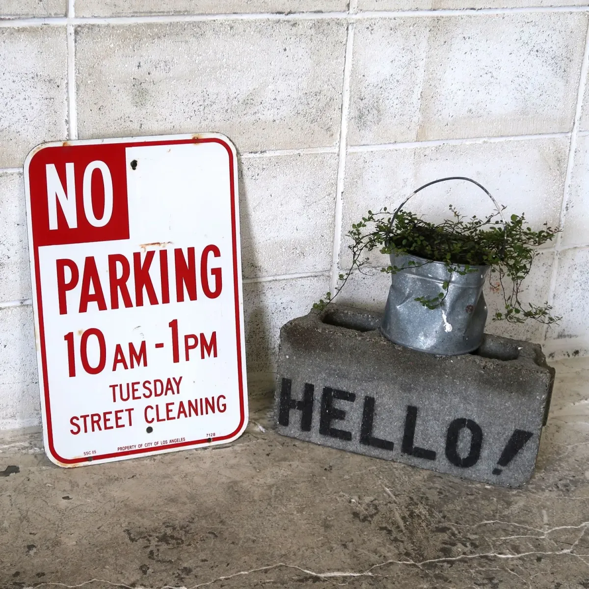 NO PARKING ロードサイン ホーロー