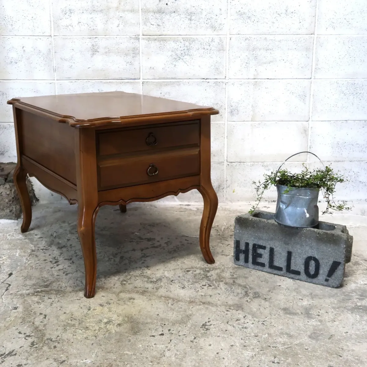 BASSETT FURNITURE アンティーク サイドテーブル