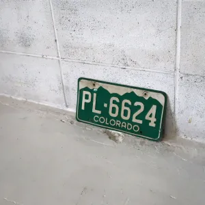 COLORADO USEDナンバープレート