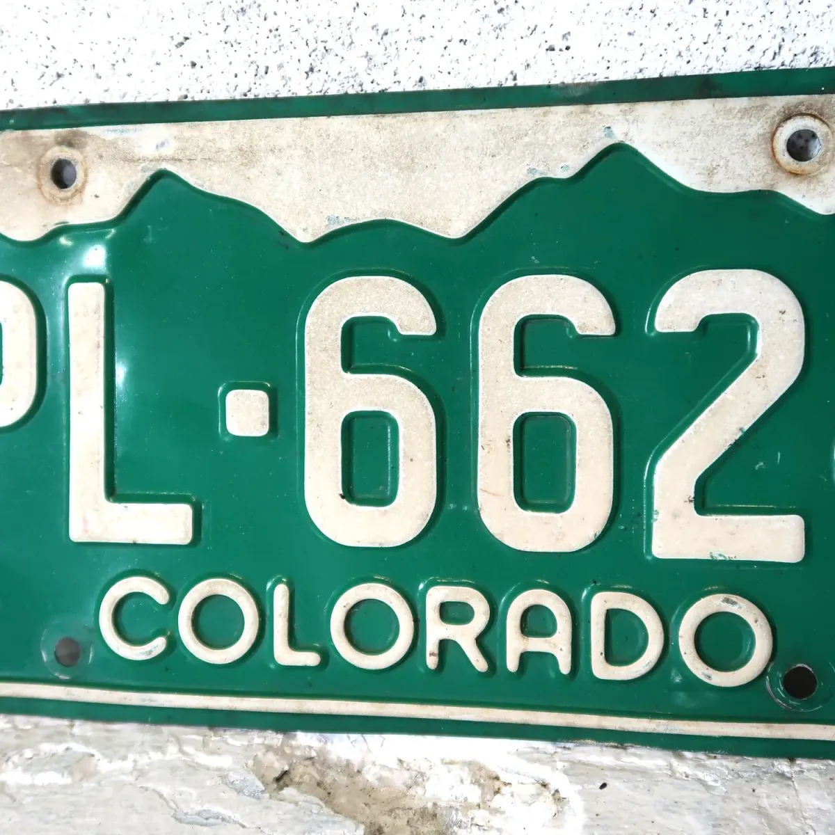 COLORADO USEDナンバープレート