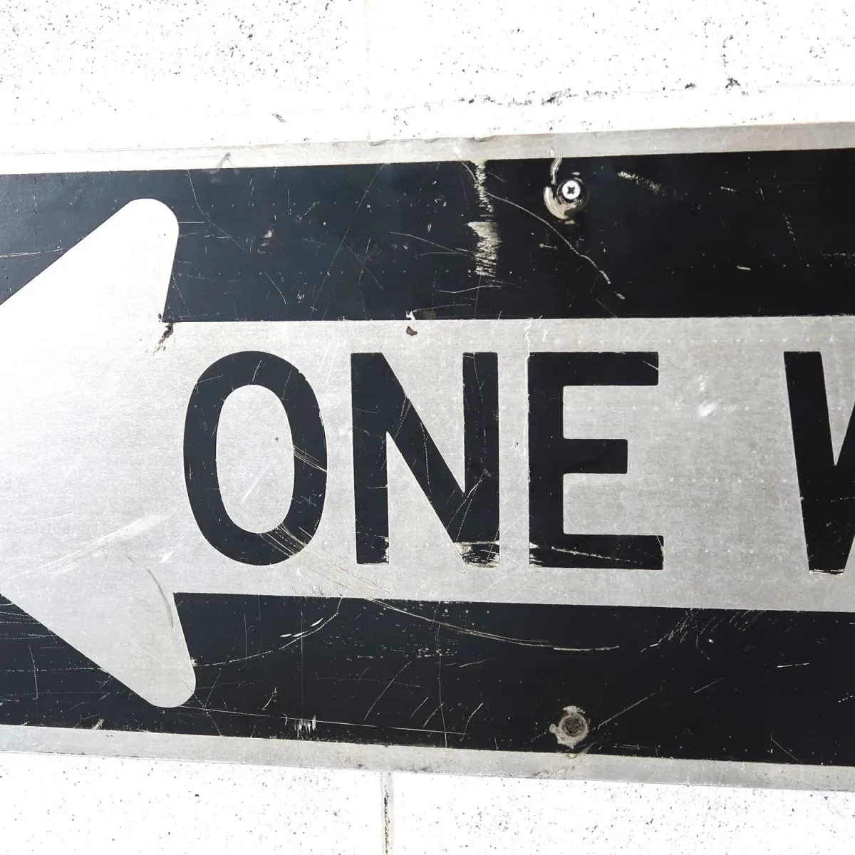 ONE WAY ロードサイン