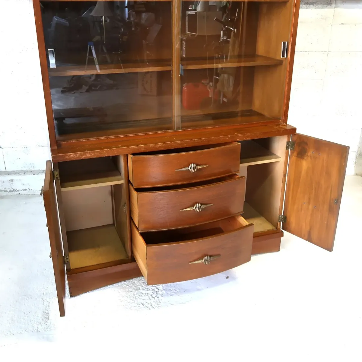50's STANLEY FURNITURE アンティーク カップボード