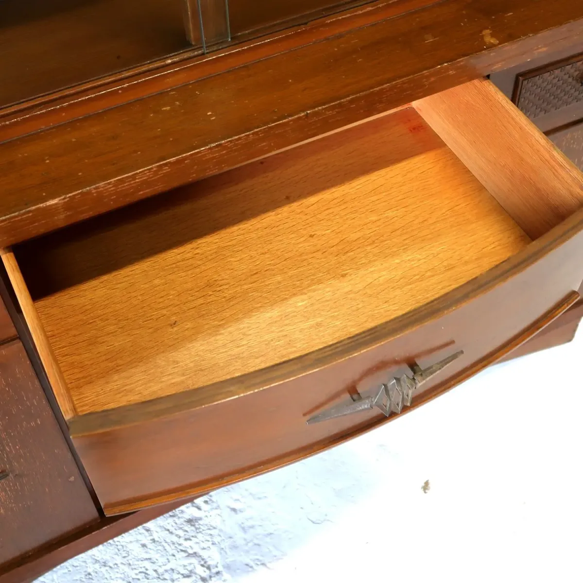 50's STANLEY FURNITURE アンティーク カップボード