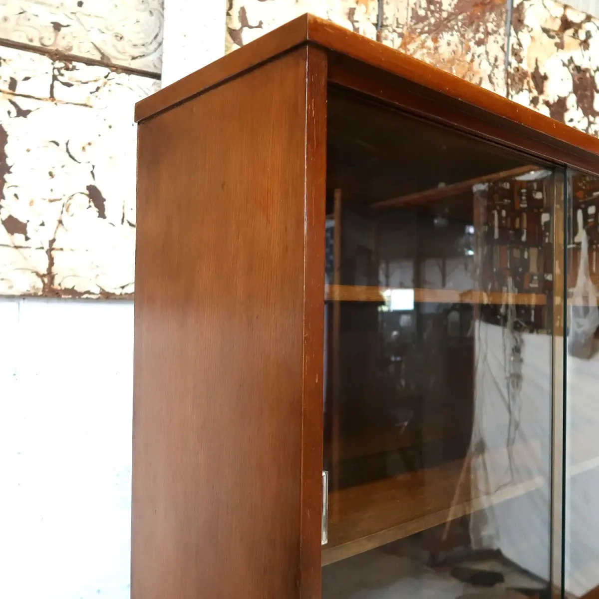 50's STANLEY FURNITURE アンティーク カップボード