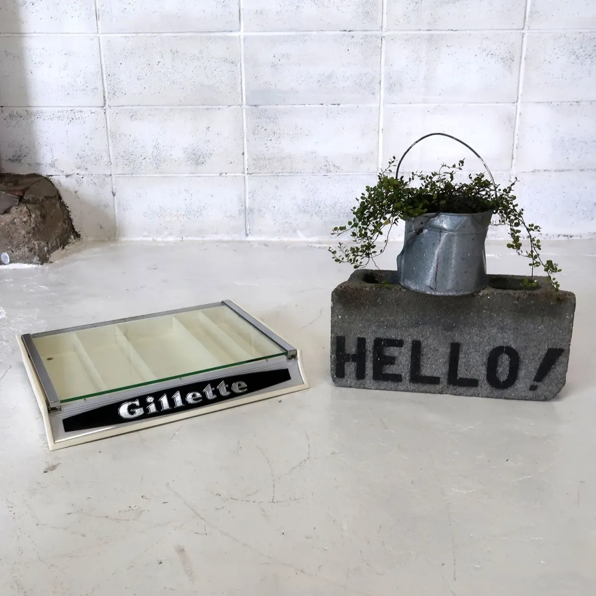 Gillette ビンテージ ショーケース