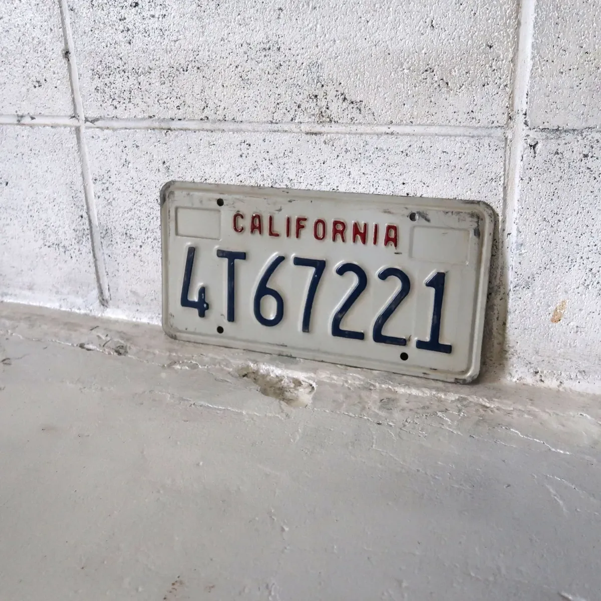 CALIFORNIA USEDナンバープレート