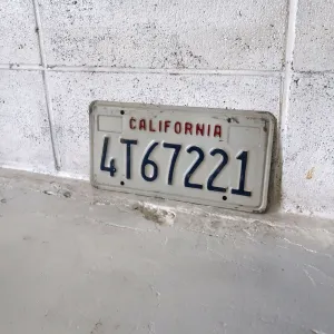 CALIFORNIA USEDナンバープレート