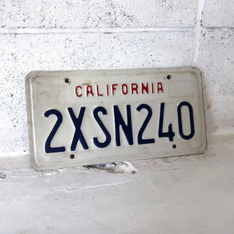 CALIFORNIA USEDナンバープレート
