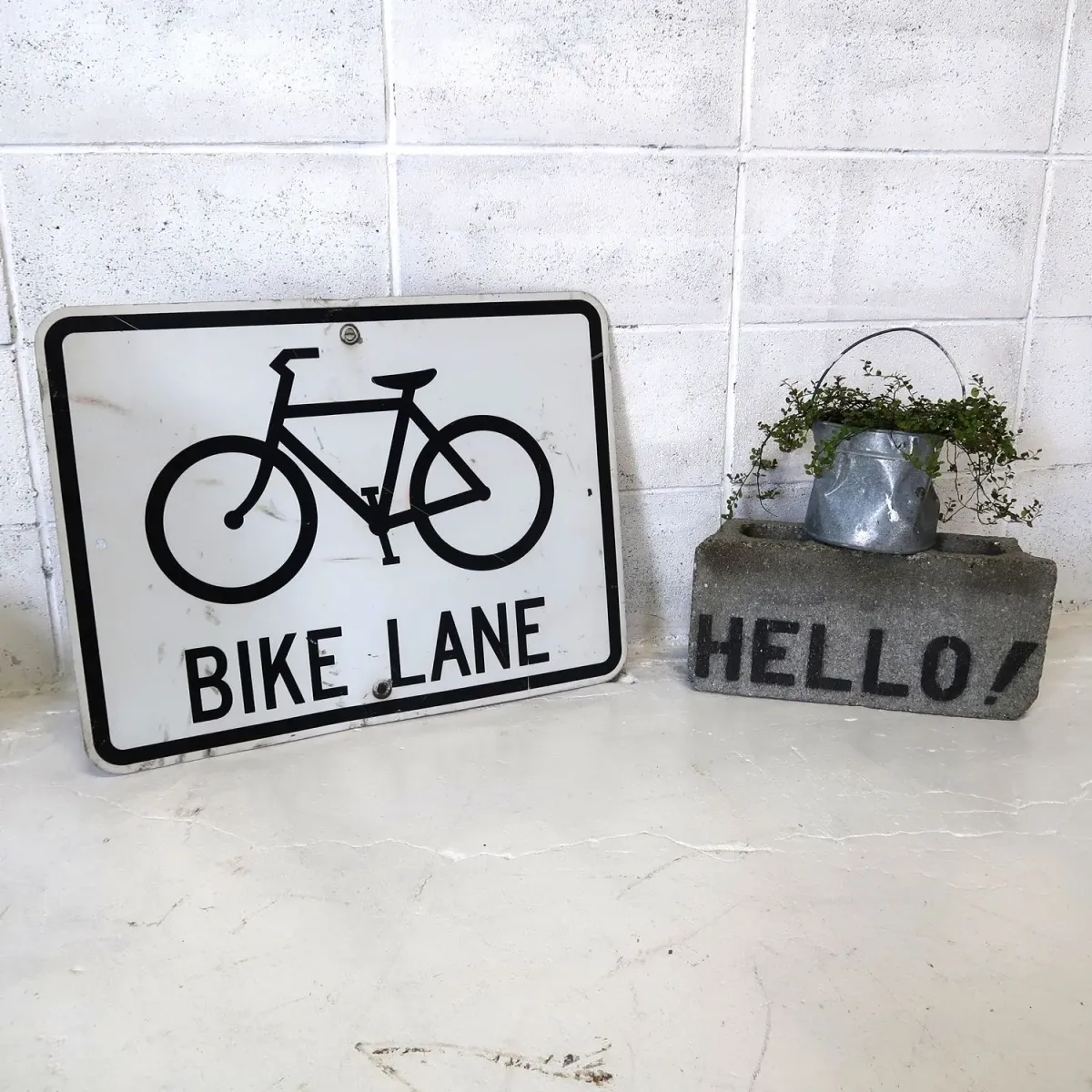 BIKE LANE ビンテージ ロードサイン