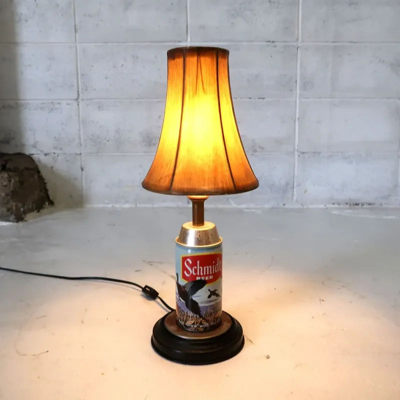 Schmidt BEER テーブルランプ