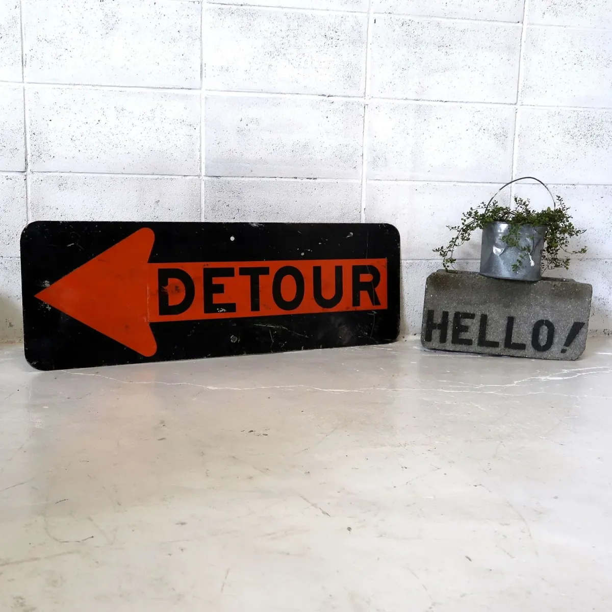 DETOUR ビンテージ ロードサイン