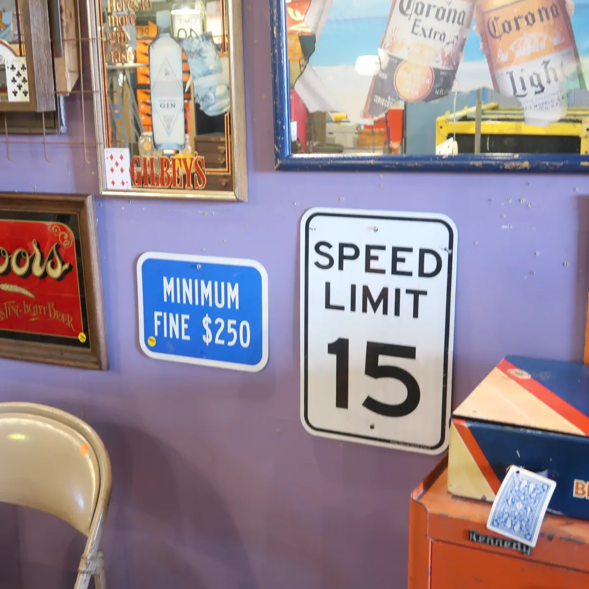 ロードサイン SPEED LIMIT 15