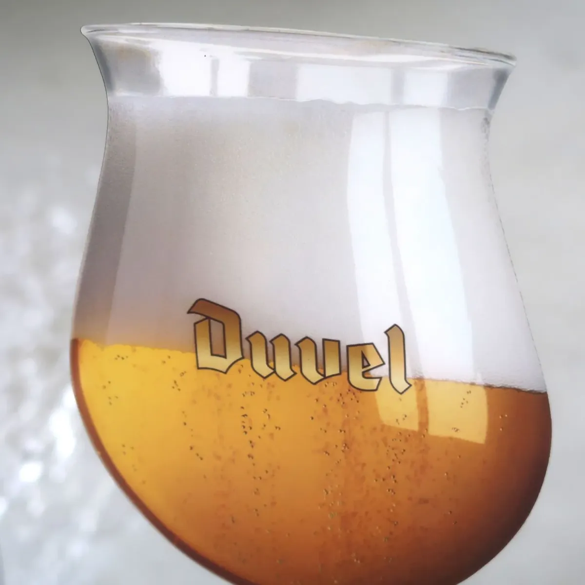 Duvel パブミラー