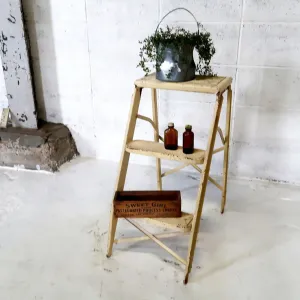 ラダー・アイロン台の商品一覧 ｜ glow ANTIQUES