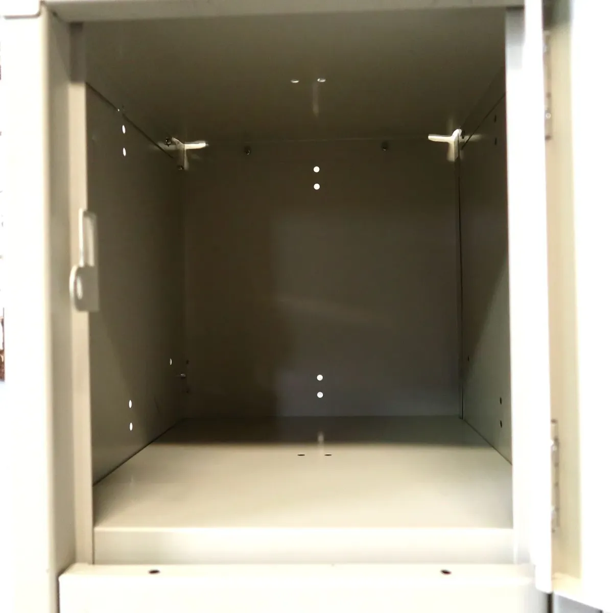 PINNACLE STORAGE PRODUCTS ビンテージ メタルロッカー