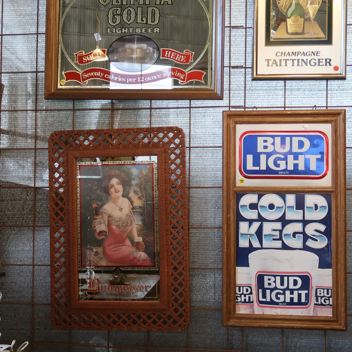 Budweiser ビンテージ パブミラー