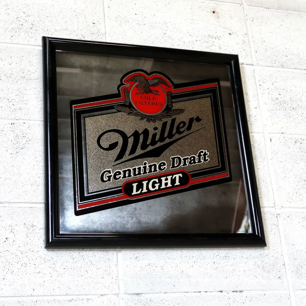 Miller LIGHT パブミラー